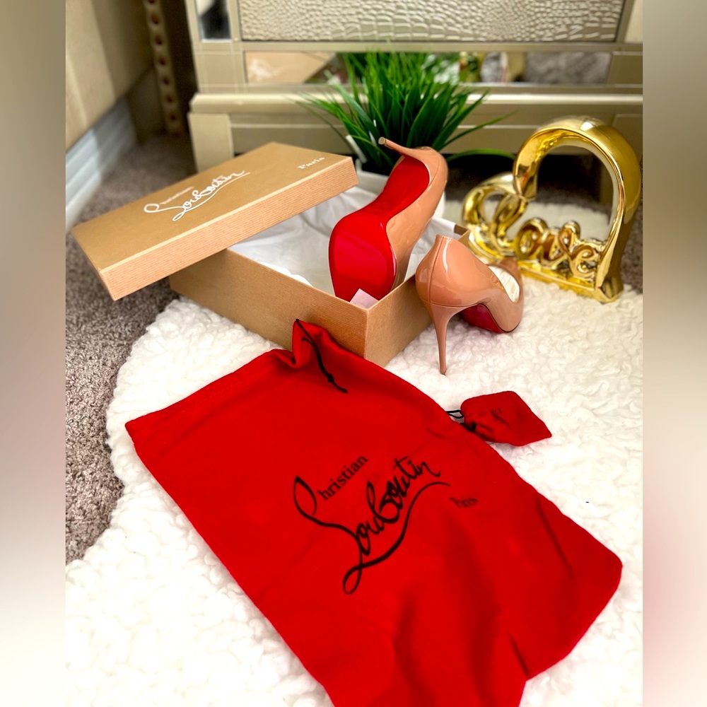 100% authentic Christian louboutin Pigalle